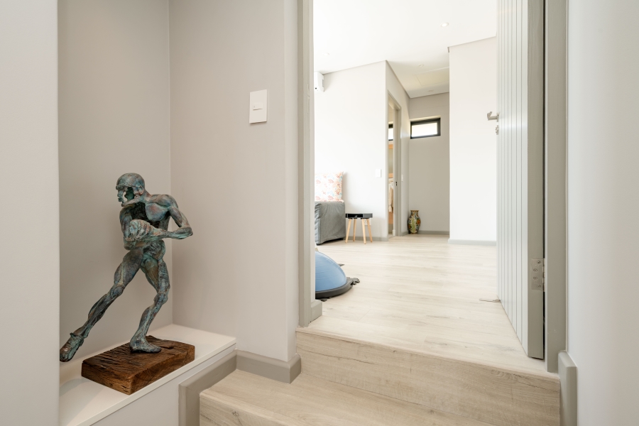 4 Bedroom Property for Sale in Brackenridge Western Cape